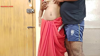 मेरी गीली योनि में उंगली घुसाकर मेरे तंग छेद को अपने कड़े लंड से भर दो