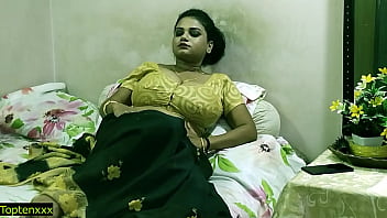 Hidden Desires Unleashed: Tamil Bhabhi’s Saree Seduction With Young College Stud Goes Viral