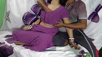 Anita Bhabi’s Wild Saree-stripping And Moaning In Hindi Audio
