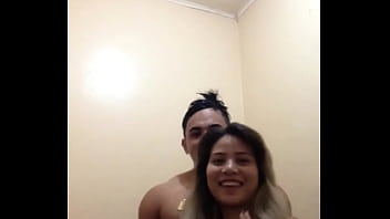 Naligo Nang Hubo’t Hubad Ang Model Mula Japan Kasama Ang Kanyang Boyfriend