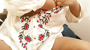 Lusty Indian Aunty With Massive Juicy Melons Ready To Be Devoured