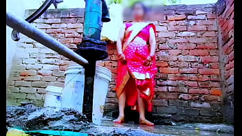 Hot Desi Babe Flaunting Her Tight Wet Pussy In Leaked Mms Scandal
