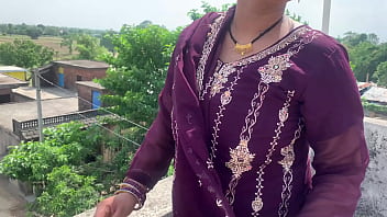 Desi Bhabhi Ne Apni Chut Aur Badan Ka Pura Maza Diya Mujhe, Hindi Mein Moan Karti Hui