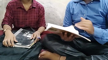 पढ़ाई छोड़कर कॉलेज की बेबी को टीचर ने जमकर चोदा