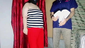 A Plump Muslim Woman Gets Her Meter Fixed By The Office Attendant With Hard Doggy-style Anal Pounding In Raw Hindi Audio.