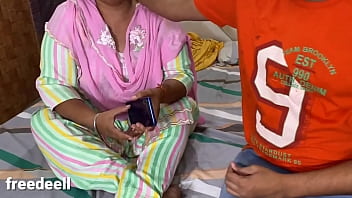 Patni Ki Saheli Ne Chodkar Rakha