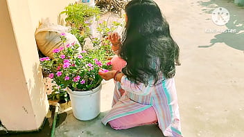 Desi Bhabhi Ki Garmi Bhare Moans Aur Chudai Ki Hindi Audio