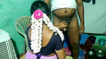 A Steamy Video Of A Village Garden Tryst With A Lustful Indian Aunty