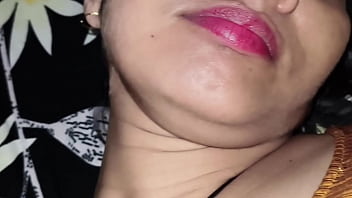 Desi Malik Ne Apni Nokrani Ko Zor Se Choda, Gandi Baatein Karte Hue