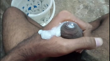 Massive South Indian Stud’s Throbbing Desi Meat