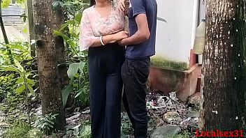 Outdoor Mein Desi Girlfriend Ki Mast Chudai