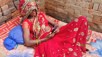 Aaj Pehli Baar Apni Desi Biwi Ko Khatiya Pe Chod Kar Chikni Chut Ka Ras Piya