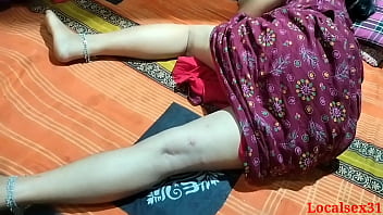 Bhabhi Ki Garmi Se Bhari Chudai Ghar Ke Andar