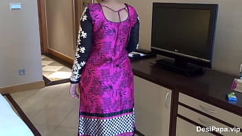 Sultry Bhabhi In Tight Shalwar Suit Takes A Pounding On Her Plump Backside