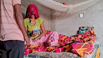Mami Ki Chatt Aur Bhanje Ka Lund: Mami Ne Bhanje Ko Phone Karke Bulaya, Badi Lund Se Chudai Karne Ke Liye