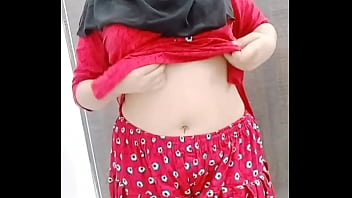 Peeling Off Her Shalwar Kameez For Her Lover, Whispering Filthy Hindi Desires