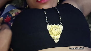 Saree-clad Indian Bhabhi Gets Savagely Pounded.