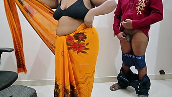 Naughty Neighbor Boy Getting Private Lessons In Pleasure From His Seductive Bhabhi