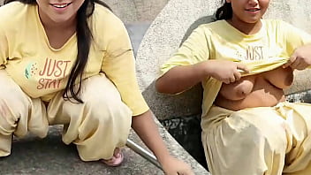 छत पर जवान भाभी के साथ जंगी जवानी का देसी मज़ा, गांव की रानी का बाहर खुले आसमान तले उबालती हुई देह का रोमांटिक अंदाज़