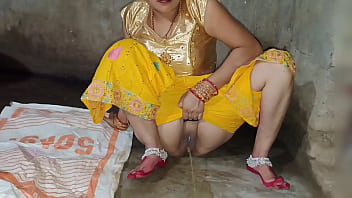 भारतीय मॉडल भाभी अपने देवर के साथ जोरदार चुदाई करते हुए गहरी सांसें और मस्त आवाजें