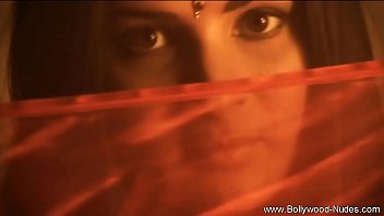 Sensual Splendor Of India’s Alluring Charms