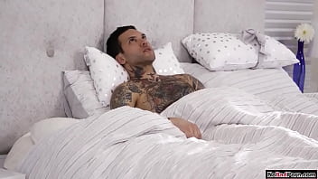 He Fucks His Curvy Girlfriend And Her Stepmom Into Submission