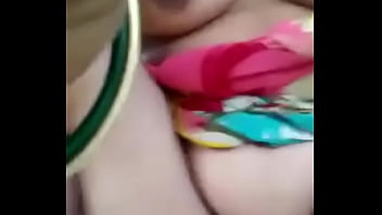 Desi Roshni Bhabhi Flaunting Her Curves And Revealing Her Goods