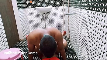 Naked Indian Husband And Wife Fucking In The Shower At A Cheap Hotel On Their Honeymoon Trip – Desi Moans
