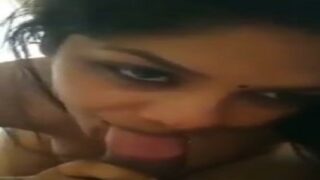 Sultry Kerala Beauty’s Scandalous Viral Mouth Action Clip