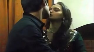 Sultry Mumbai Beauty Relishes Her Lover’s Throbbing Manhood