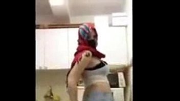 Desi Babe’s Steamy Solo Snapshots