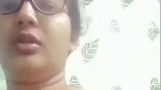 Sultry Bengali Temptress Teases Her Bare Bosom, Fingers Tracing Her Stiffening Peak