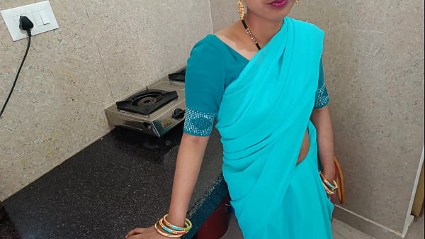 भारतीय नवविवाहिता भाभी को देवर ने एक हफ्ते तक फुसलाया, फिर उसके घर जाकर जमकर चोदा
