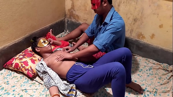 Seductive Indian Bhabhi Fulfills Her Lust With Horny Devar While Husband Is Away At Work