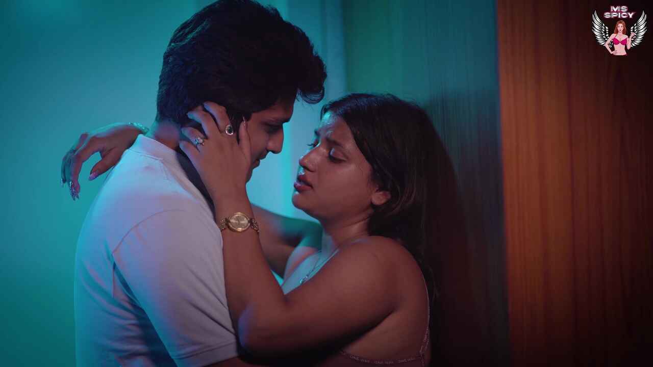 Bumble Se Kambal 2024: Msspicy Ki Garam Garam Xxx Video