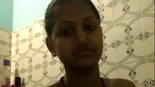 Desi Girl Strips Bare For A Steamy Bathroom Selfie