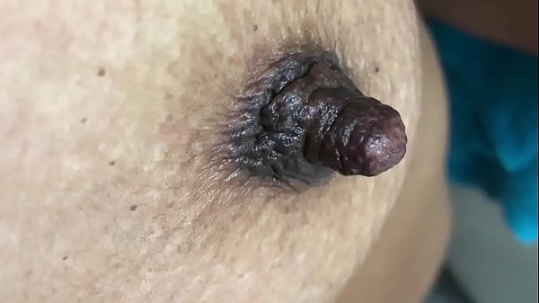 Sultry Desi Curves In An Intimate, Up-close View