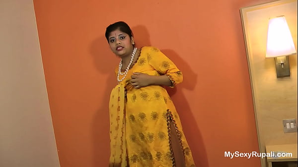 Ripe Rupali: A Sultry Indian Temptress