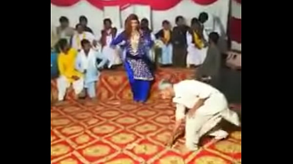 Sizzling Desi Dancer Moves
