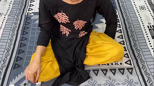 Voluptuous Punjabi Auntie’s Backside Ravished