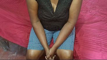 Lonely Indian Desi Bhabhi’s Steamy Sexy Video