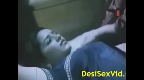 Indian Bhabhi’s First Night Suhagraat Video – Hot And Steamy