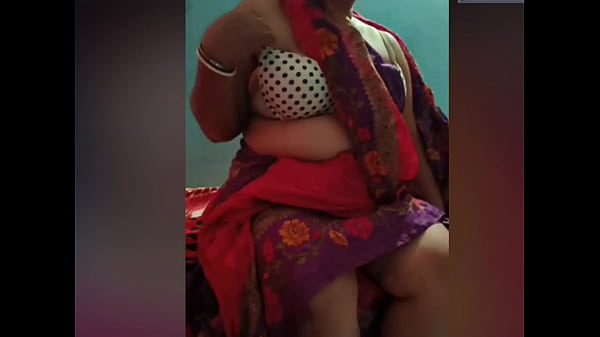Desi Bhabi Gets Roughly Pushed Into Live Stream, Moans In Shock