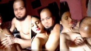 Kolkata Guy Raw Fucks A Horny Milf In A Hot Bangla Sex Clip